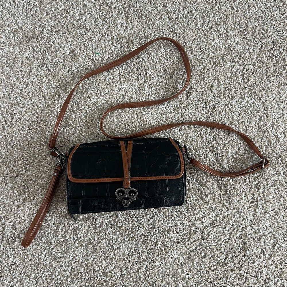 Y2K Boho Crossbody Bag Faux Leather NWOT Bueno Black & Brown Heart Buckle